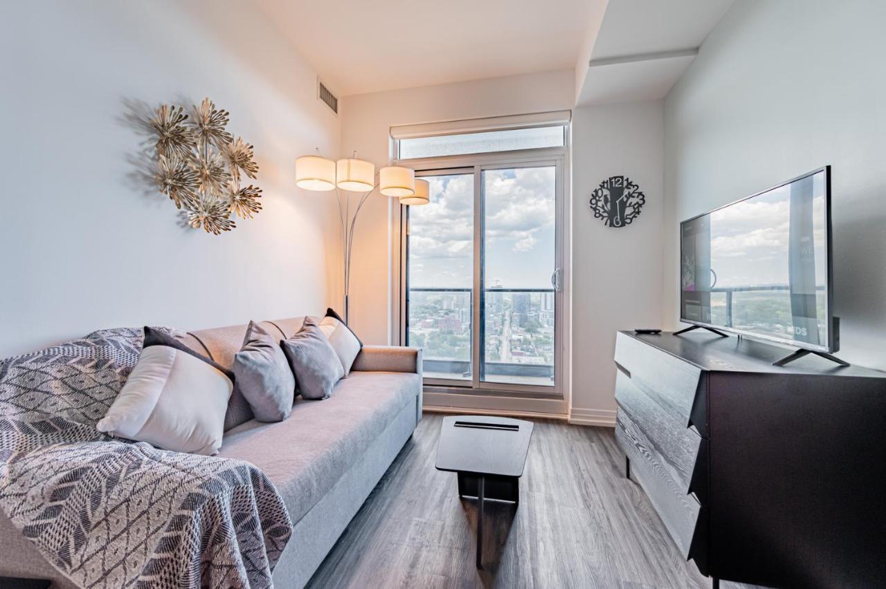 Luxury 2 Bedroom Condo High Floor Close To Eaton Center Τορόντο Εξωτερικό φωτογραφία